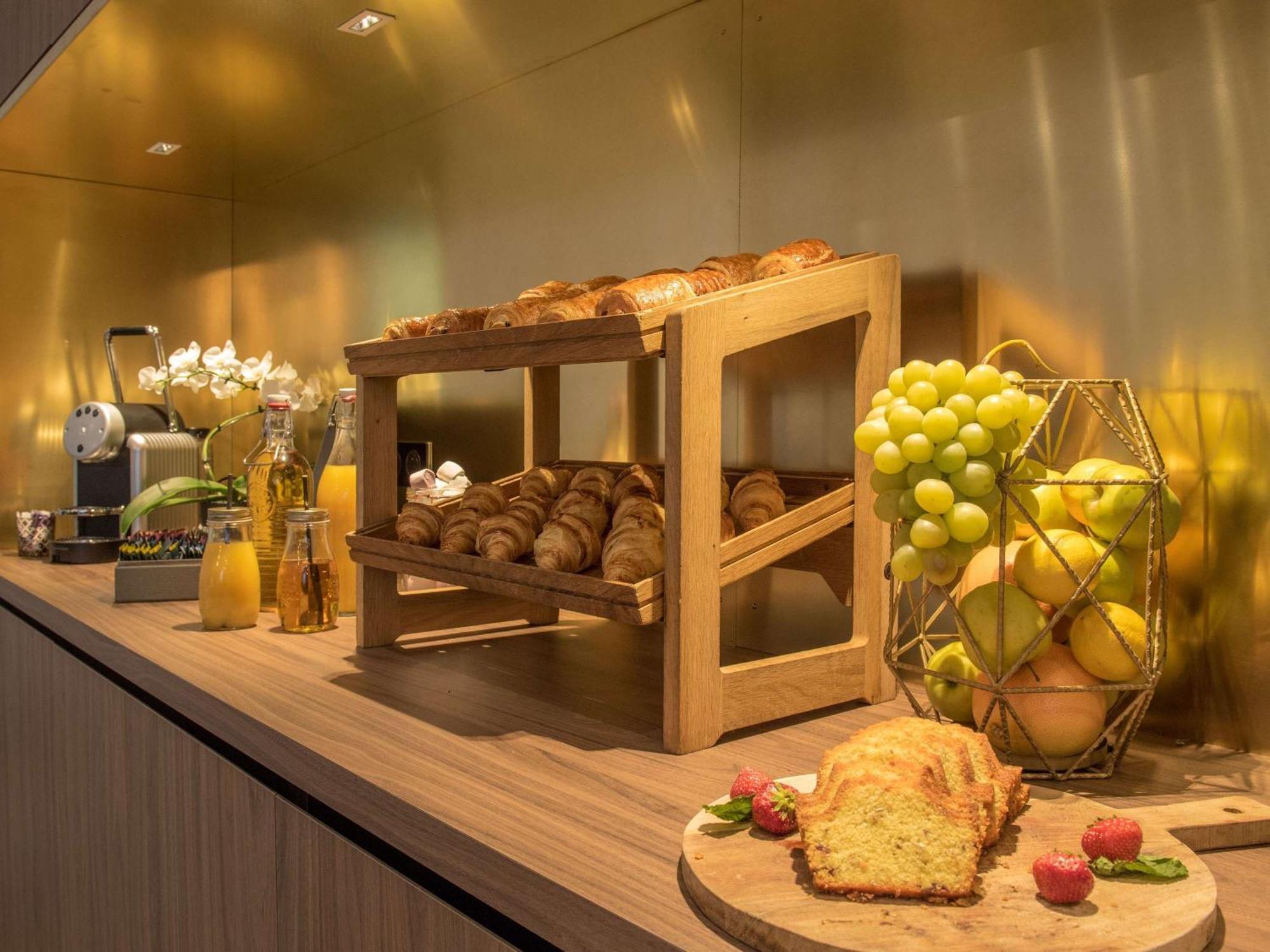 Mercure Paris Porte De Пантен Экстерьер фото